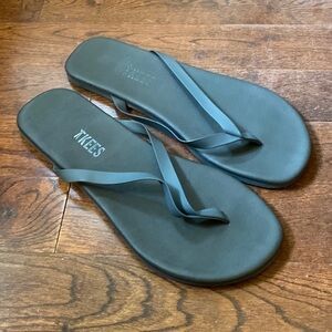 Tkees Mens Size 13 Flip Flops Black Made in Brazil